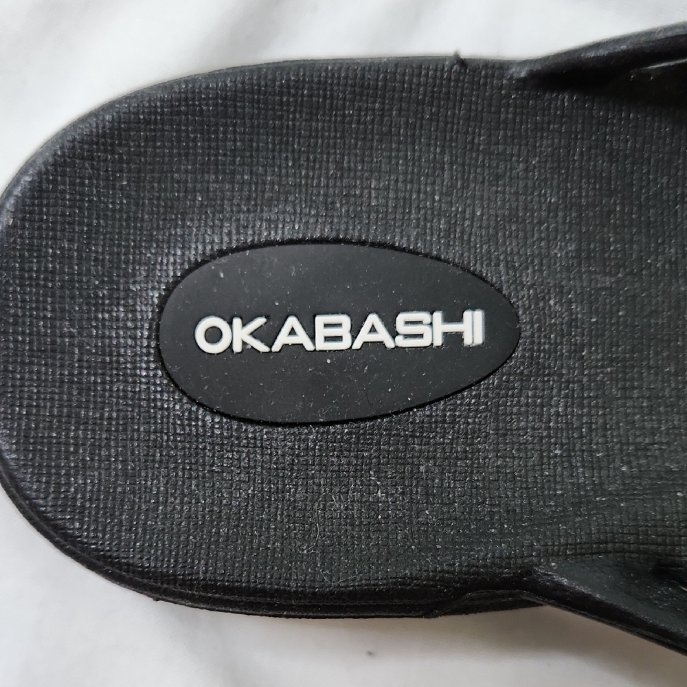 Okabashi Black Woven Slip-On Sandals - Picture 2 of 9